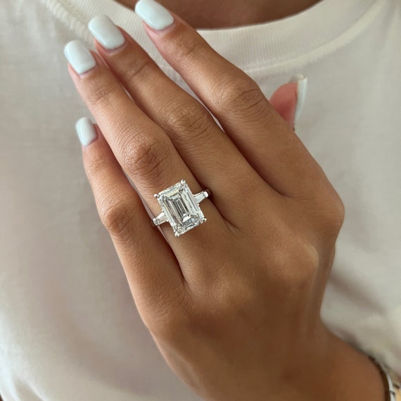 Seven hotsell carat diamond