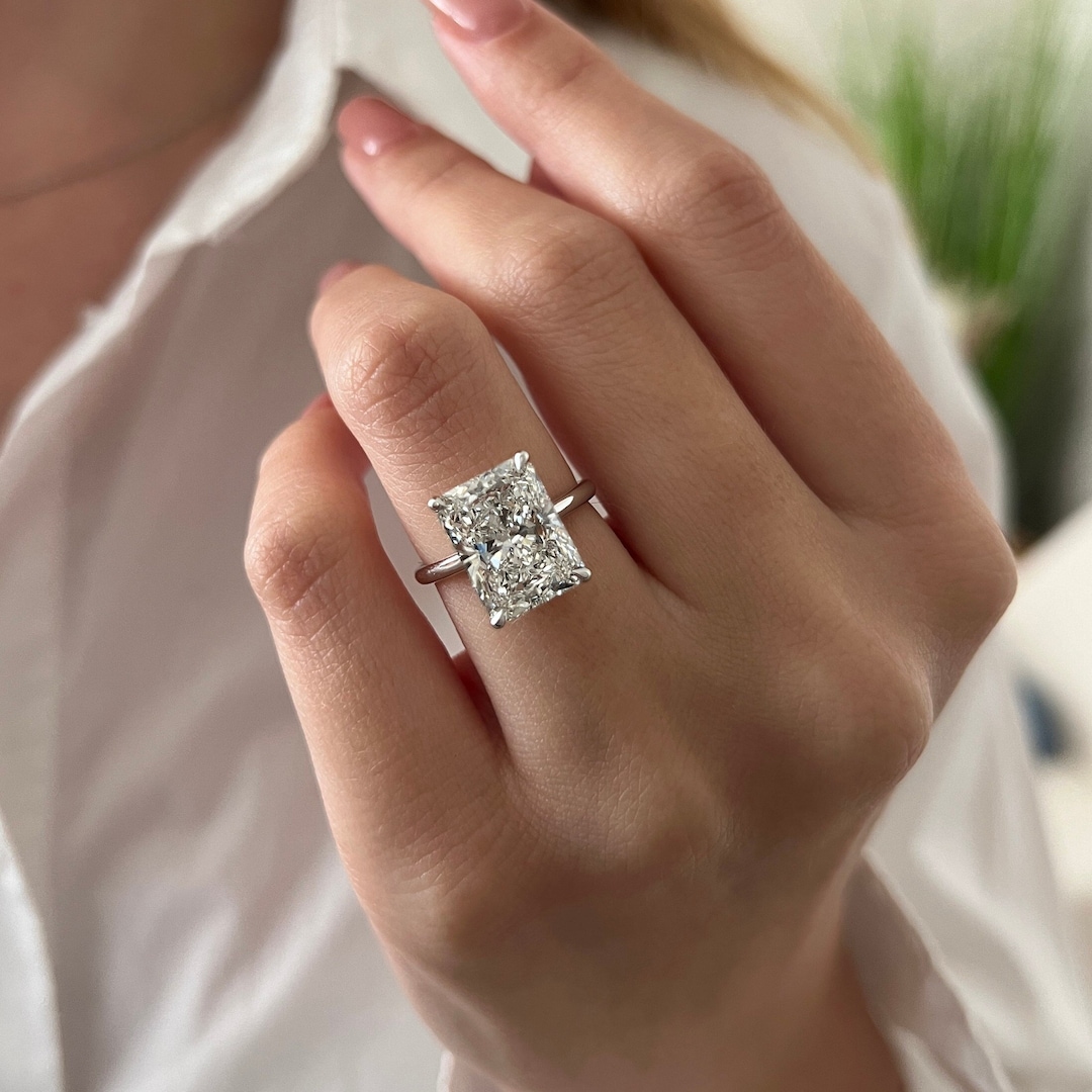 5ct E-VS1 ラボグロウンダイヤモンド 指輪 プラチナ950 5ct E-VS1 オーバルラボグロウンダイヤモンド 指輪 プラチナ950