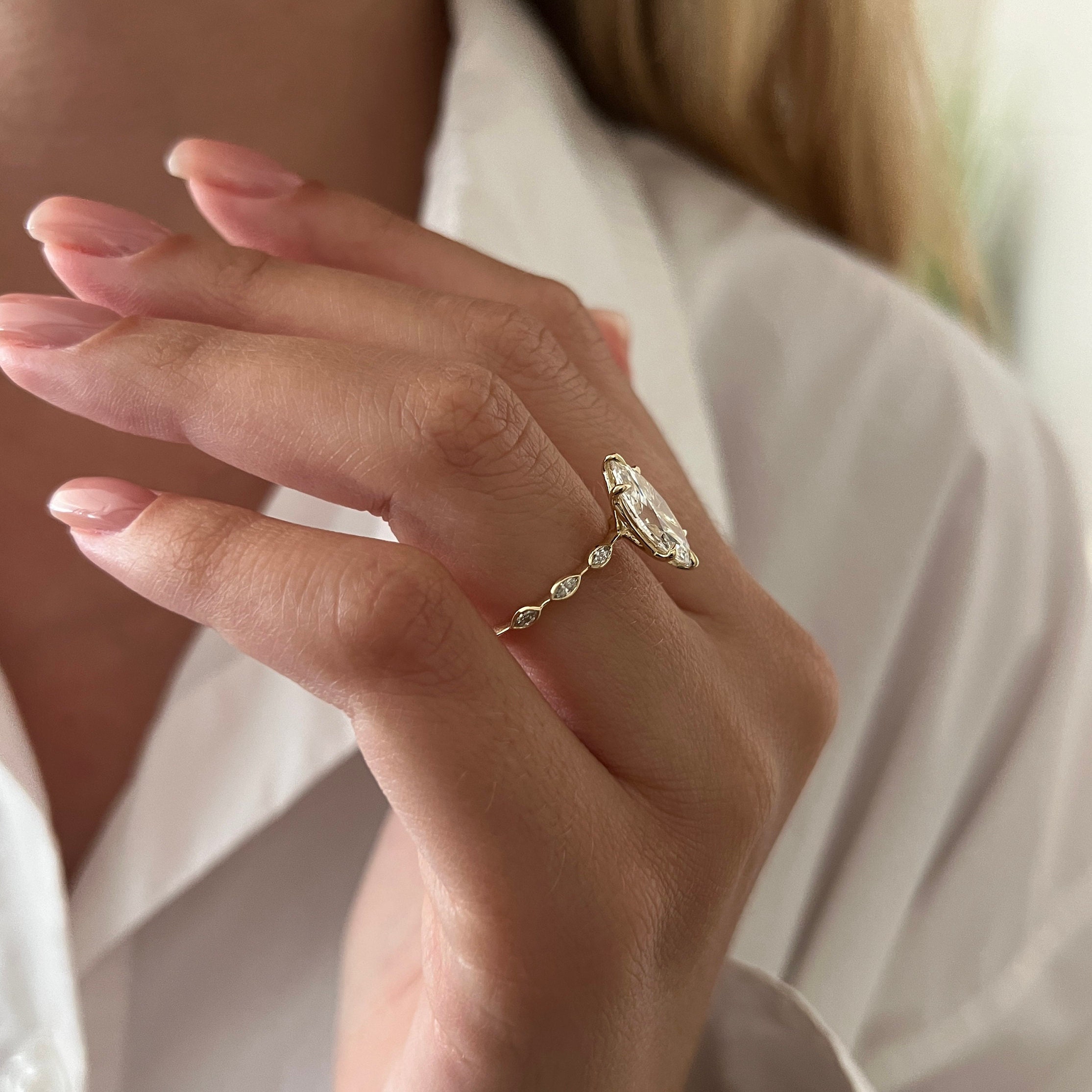 Anello Con Diamanti Simulati Marquise Da 1,60 Ct, Anello Per Anniversario In Oro 14k - Italia - Foto 2