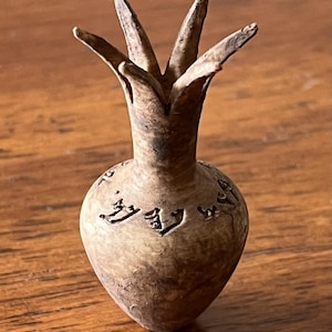 Solomon&#39;s Temple Ivory Pomegranate – museum-grade replica