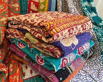 Lot de courtepointes indiennes Kantha vintage en gros