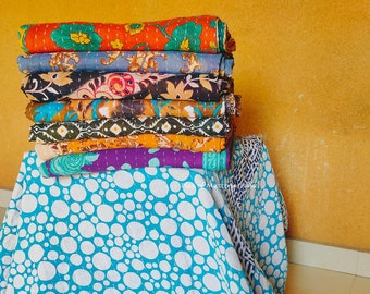 Lotto all'ingrosso di trapunta Kantha vintage indiana fatta a mano coperta reversibile copriletto in tessuto di cotone trapunta Boho trapunte Boho in vendita