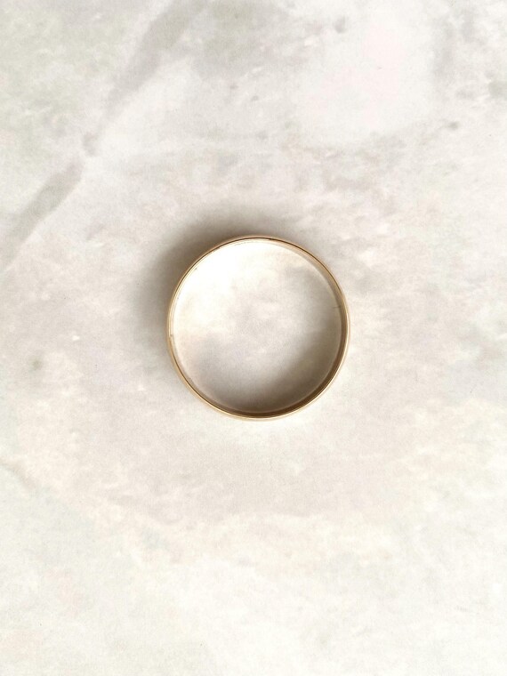 Solid 18ct yellow gold wedding ring, stackable pl… - image 3