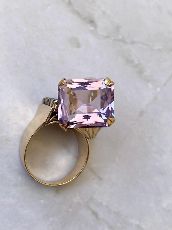 Antique 9k solid yellow gold and 10ct amethyst cocktail ring