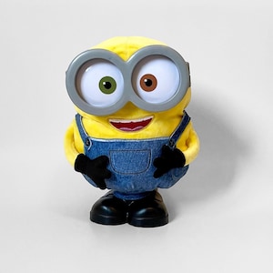 Retired Dancing Minions Rise Of Gru BOB Stuffed Toy Action Figure, Illumination Minions Animated Boogie Dancing Bob, Moves & music,  11&quot;