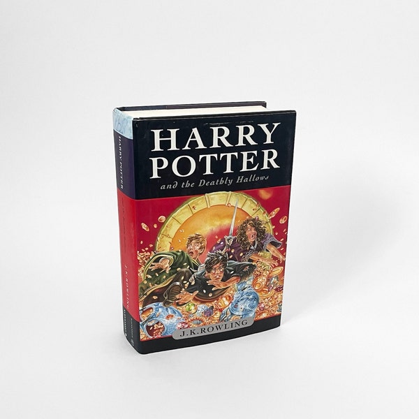 First Canadian Edition Harry Potter and the Deathly Hallows Hardcover with Dust jacket- J K Rowling - Harry Potter Lover Gift- fantasy Novel
