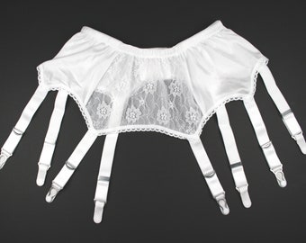 Nancies Intimates ' Valerie ' White Lace Garter Belt with 8 Suspenders for Stockings