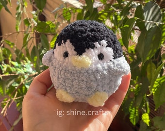 Fuzzy Baby Pinguin gehäkeltes Amigurumi Plüschtier, Geschenk Schreibtisch Kumpel/Auto hängend, kleiner Plüschpinguin, süß