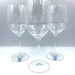 Schott Zwiesel ‘Pure Burgundy’ crystal wine glass. Three available. Made in Germany