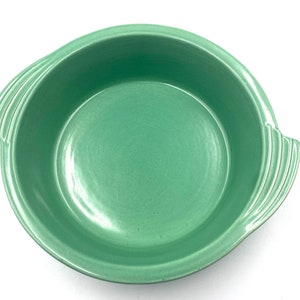 Royal Winton Grimwades small green serving bowl with fin-like lugs. Made in England c1940s