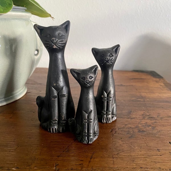 Stylised black cat family figurines - set of 3 from the 1960s. Made of matte black clay possibly Mexican Folk Art.