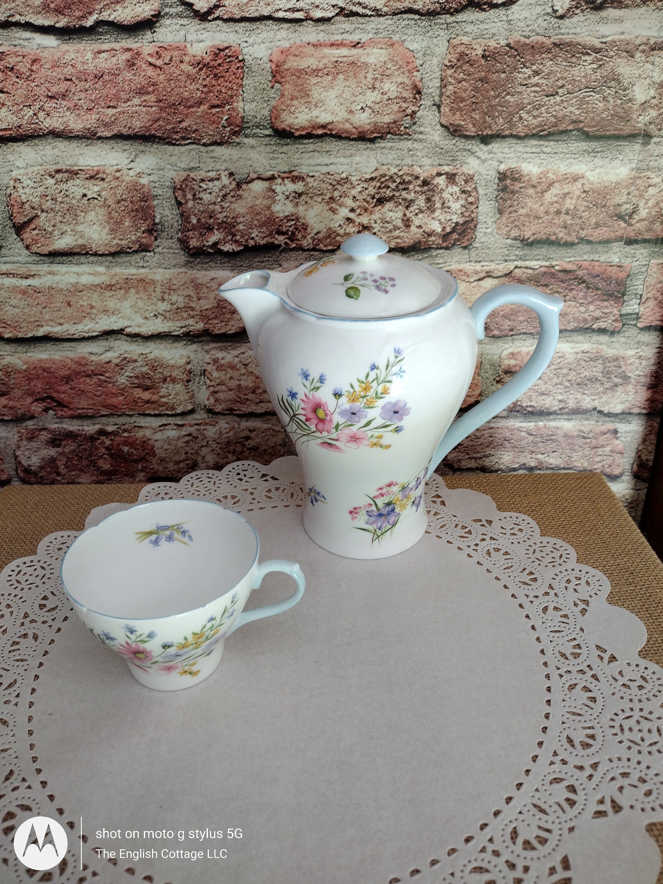 Vintage - Shelley Bone China - Coffee Pot & Two Teacups