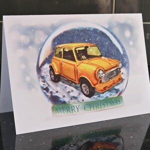 Auto kerstkaart. Aangepaste Mini "That Mini" Sneeuwbolfoto, Kerstcadeaulabel voor hot rod-fans en -liefhebbers. A5. heren jongens man zoon meisjes dames