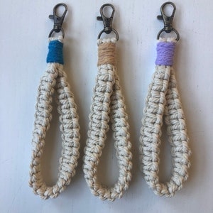 Macrame Wristlet // Handmade Keychain // Macrame Keychain