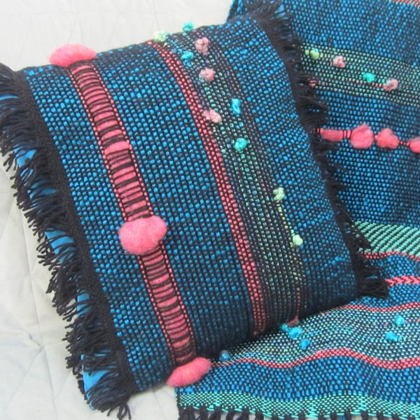 coussin en tissage de laine