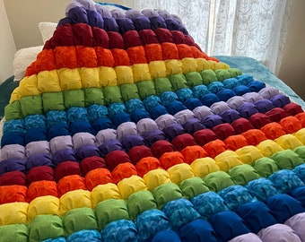 Rainbow Puff Quilt - Throw Blanket