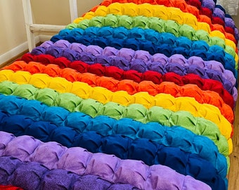 Rainbow Puff Quilt - Twin Comforter