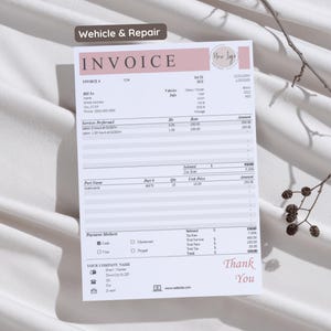 Puede incluir: Una factura blanca y rosa con el título "Vehicle & Repair" y la palabra "INVOICE" en una fuente más grande. La factura incluye una sección para la información de facturación, los servicios realizados, las piezas, los métodos de pago y un mensaje de agradecimiento.
