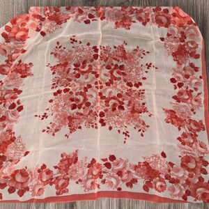 Pañuelo cuadrado transparente con estampado floral vintage, para la cabeza, para el cuello, en rojo y blanco