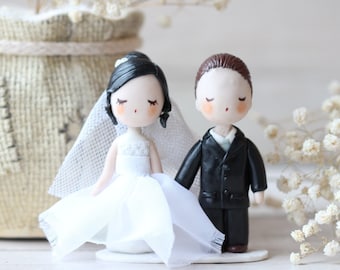 Custom Wedding Figurines For Cake, Personalised Cake Toppers, Wedding Couple Statue, Hand-made Couple Figurine, Nice Looking Bride and Groom