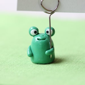 Froggy Card Delights 思い出に残るお祝いのための手作りカードホルダー 結婚式のゲストの席札テーブルファインダーカード ブライダルシャワーパーティーの記念品