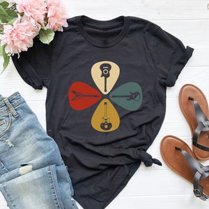 Vintage Guitar Shirt, Acoustic Guitar, Guitar Retro Shirt, Guitarist Gift Shirt, Guitar T-shirt, Music Lover Shirt, Music Teacher Gift Shirt