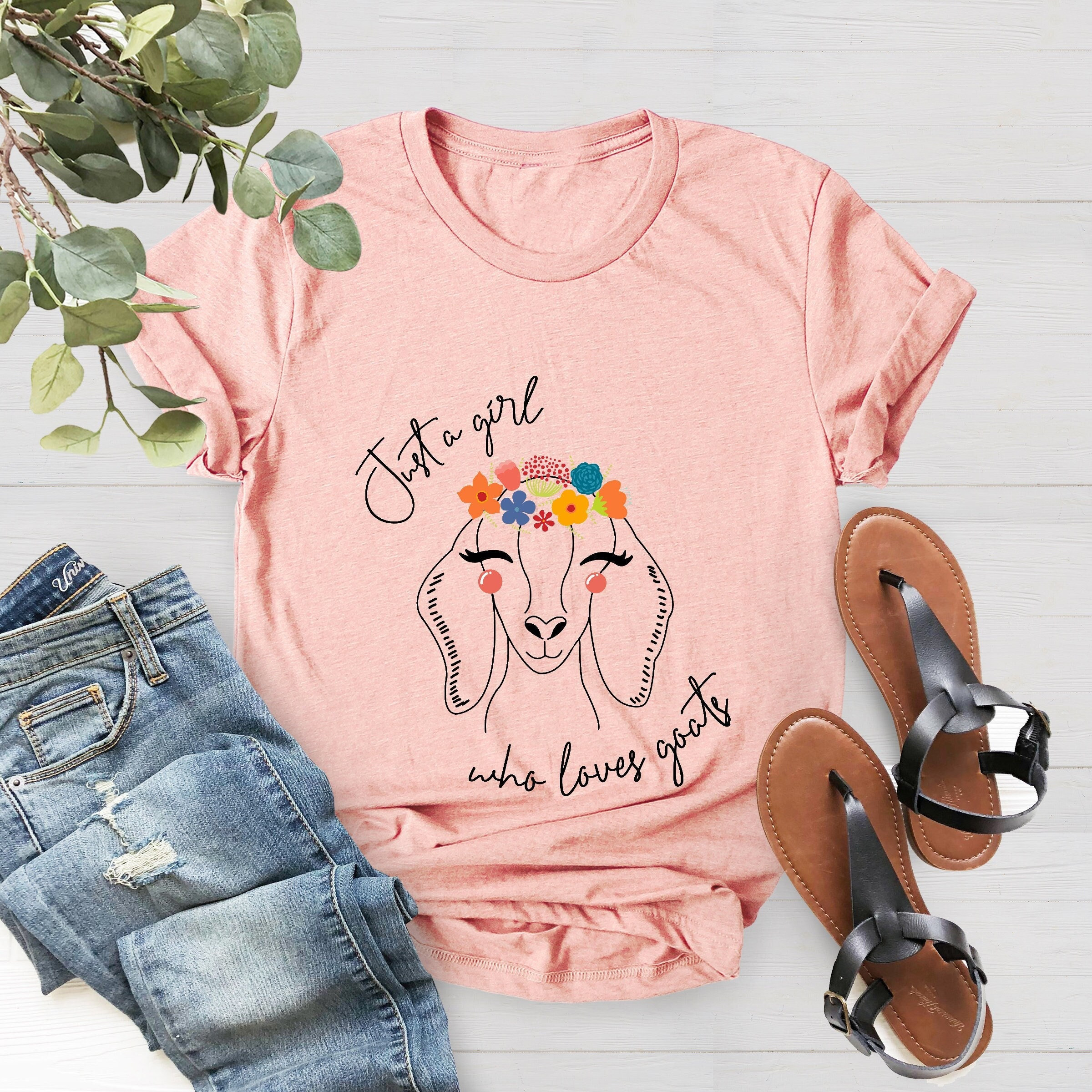 Just a Girl Who Loves Goats Shirt, Goat T-shirt, Goat Lover Tee, Animal Lover Shirt, Goat Lover Gift, Animal Lover Gift, Xmas Gift