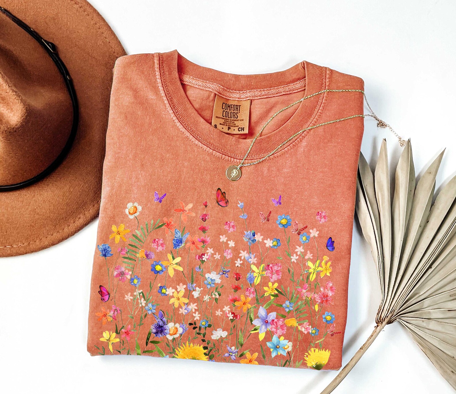 Comfort Colors Wildflower T-shirt: Boho Cottagecore Botanical Tee - Etsy