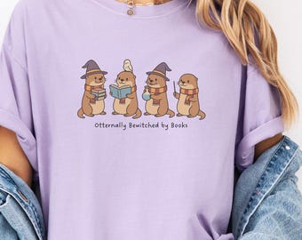 Otter Reading T-shirt, Cute Bookish Comfort Colors Tee, Funny Book Lover Shirt, Literary Gift for Readers, Cozy Bookworm Top, Holiday Gift