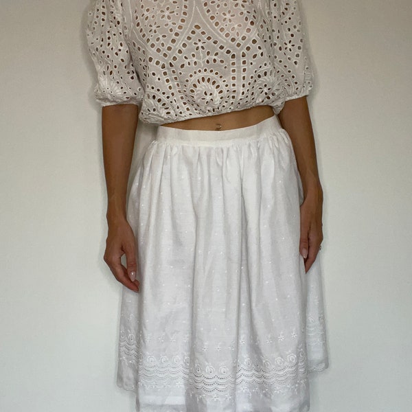 Girl's skirt, white, English embroidery