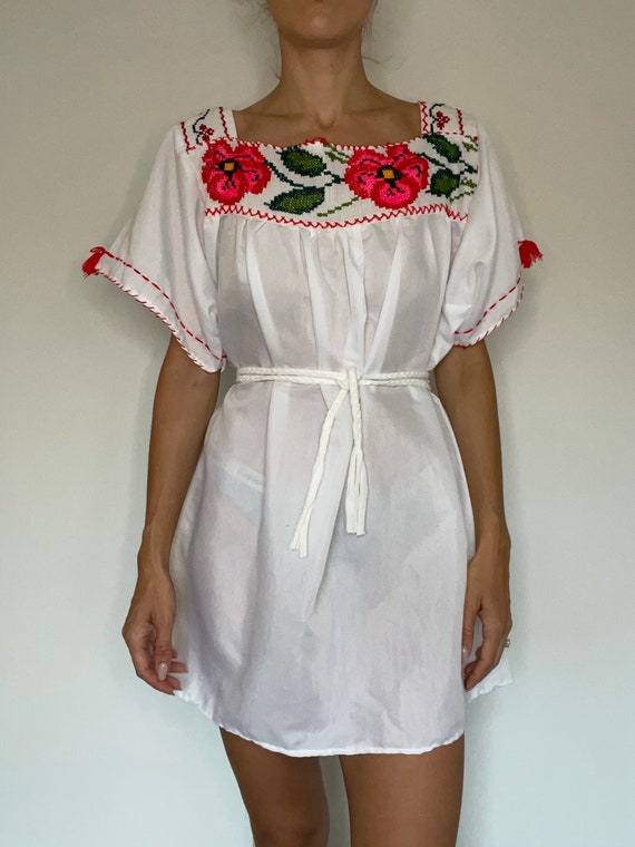 Vintage embroidered mexican peasant dress / beach… - image 3