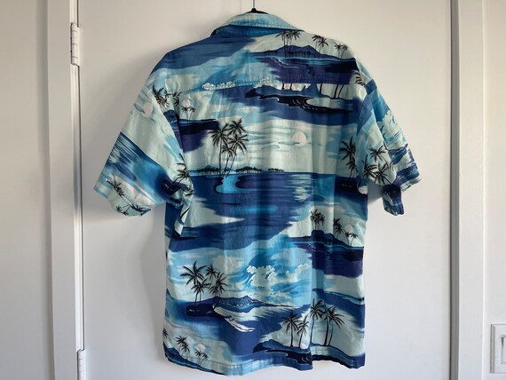 Men’s Hawaiian print button down - image 4