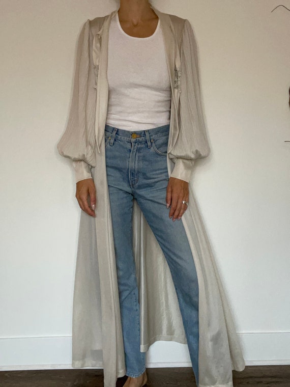 1960s lace bedroom jacket Gem