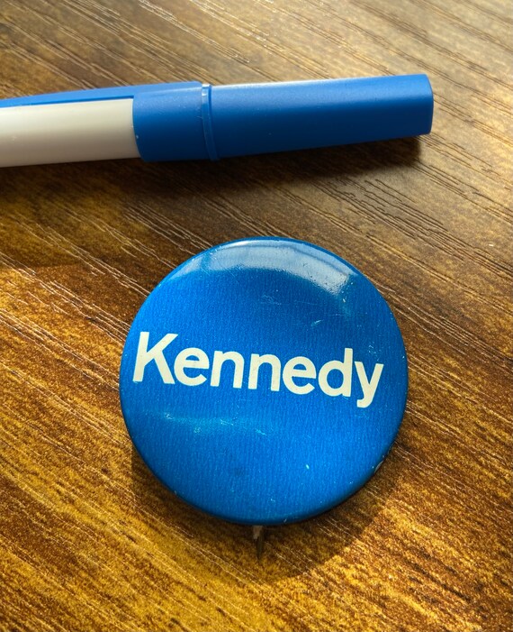 1968 Robert Kennedy for President campaign button - image 4