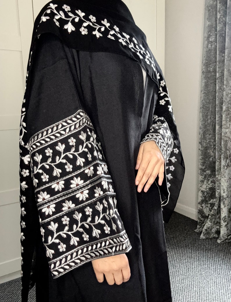 Flower Sleeve Embroidered Linen Abaya, Open Abaya, Linen Abaya, Kimono, Kaftan, Dubai Abaya, Modest Wear Black