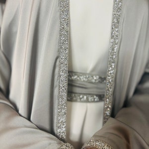 Ensemble élégant de abaya 4 pièces, abaya de demoiselle d'honneur, abaya de l'Aïd, hijab, cadeau Muslimah, abaya islamique, cadeau du ramadan, cadeau de l'Aïd, cadeau de Nikkah