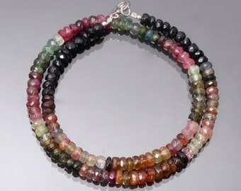 Collier en perles de tourmaline