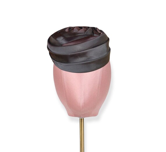 Black Round Mini Hat - image 1