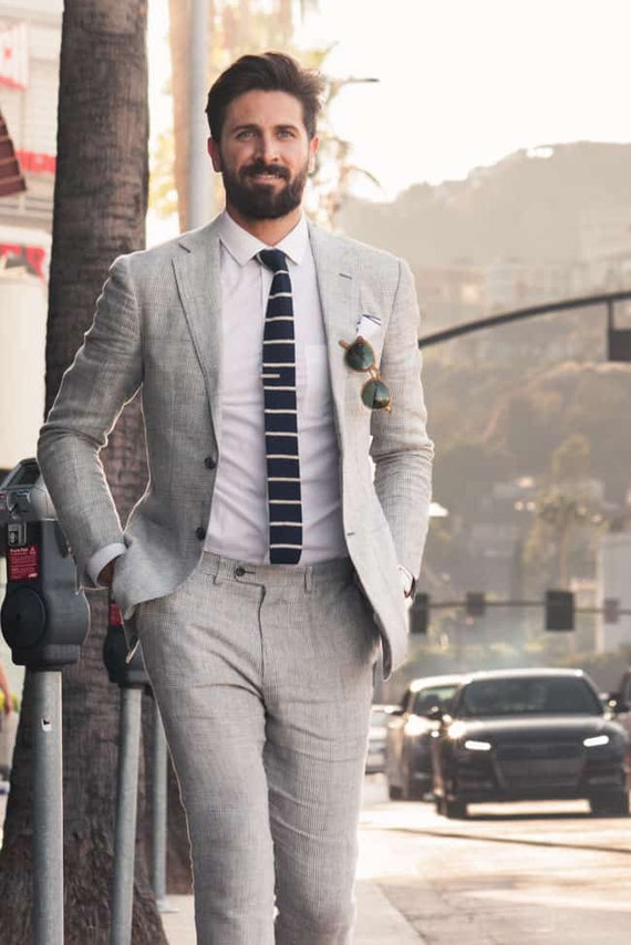 Trajes de hombre 2 piezas beige Lino Slim Fit Trajes elegent Hombres Trajes de boda Trajes de novio Trajes de novio Perfectos Trajes de novio de boda debe leer la leyenda