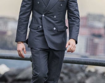 メンズ ダークグレー ダブルブレストスーツ：スリムフィット