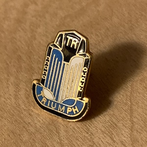 Classic Triumph car lapel badge