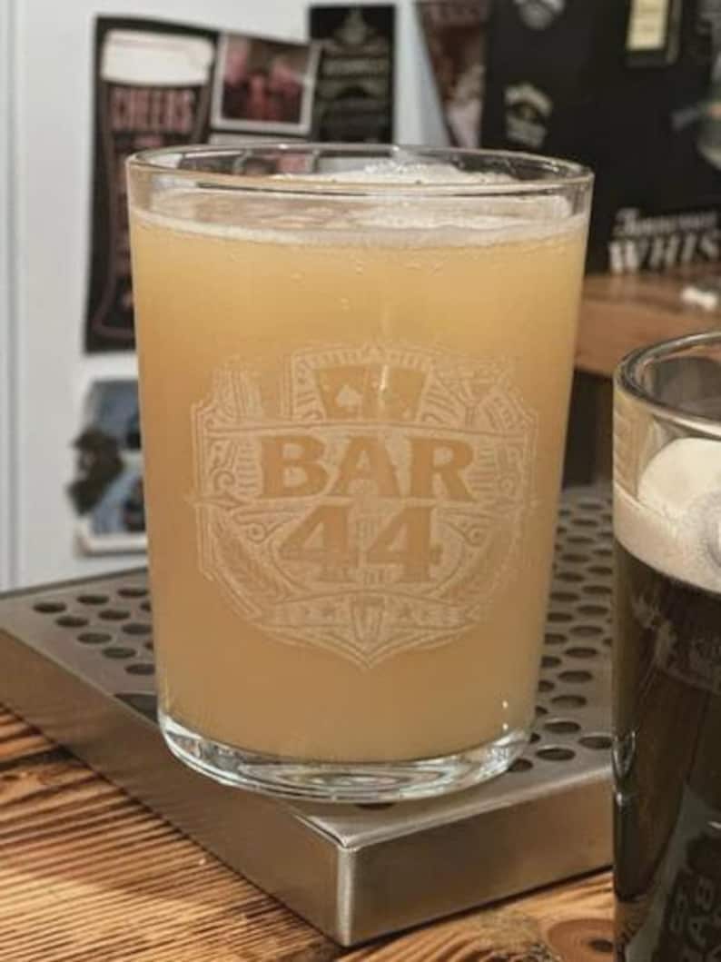 Groot uitgesneden houten Guinness Bar-bord. afbeelding 5