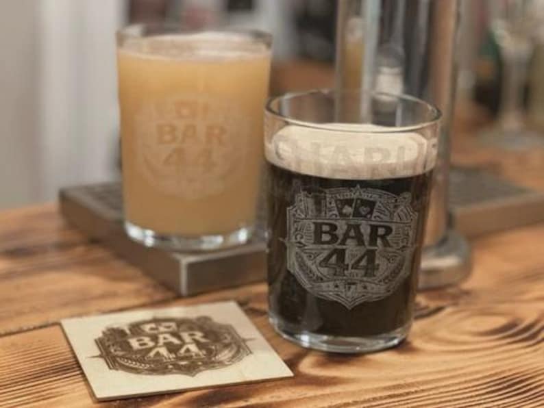 Groot uitgesneden houten Guinness Bar-bord. afbeelding 7