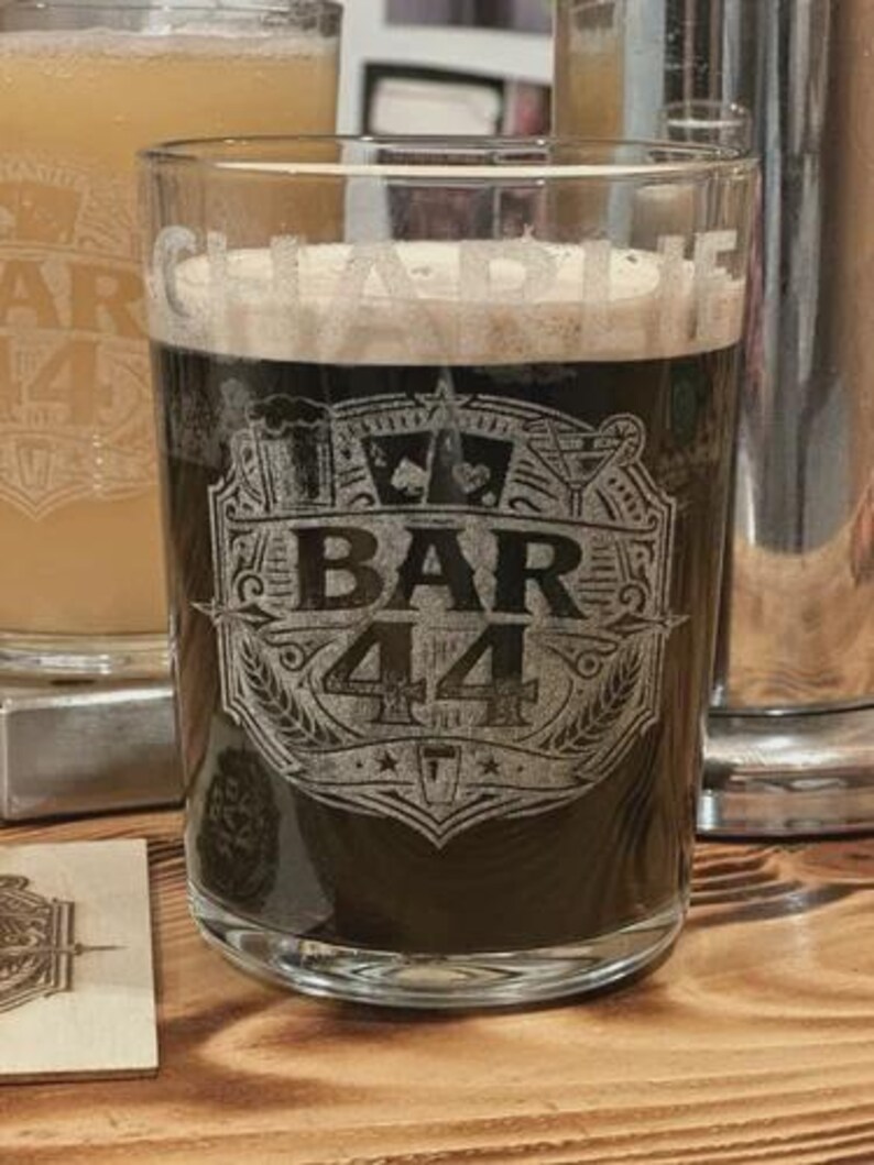 Groot uitgesneden houten Guinness Bar-bord. afbeelding 6
