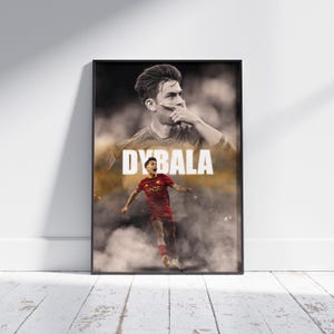 Poster di Paulo Dybala dell'AS Roma, poster di calcio, stampa di calcio, poster di Dybala, poster regalo, poster di calcio, Serie A, poster per ufficio