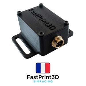 May include: A black rectangular electronic device with the text "FastPrint3D" embossed on the top. It has a connector on the side and a mounting bracket. The French flag and the words "FastPrint3D SIMRACING" are below.