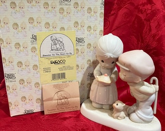 Precious Moments “Sweeter As The Years Go By” – 522333 – Valentine –  Anniversary