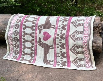 Mosaic Crochet Dog Blanket Pattern | Dachshund Crochet Design | PDF Crochet Pattern | Dog Lover Crochet Gift