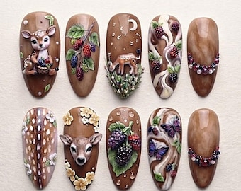 Nagels met bosdierenmotief, nagels met hertenmotief in cottagecore-stijl, handgemaakte acrylnagels met natuurthema