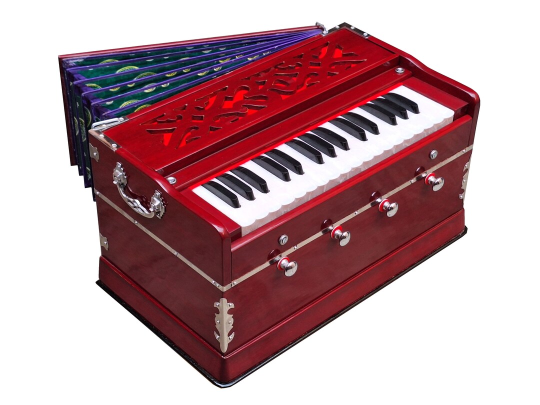 Harmonium 4 Stop 32 Keys 7 Fold Bellow Double Reeds Tuned to 440 Hz